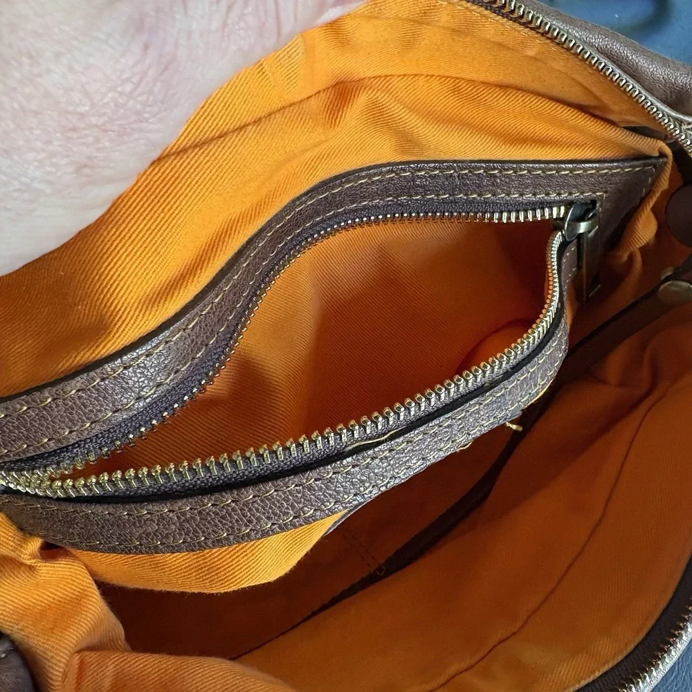 Sundance Brown Leather Hobo Handbag Purse Crossbody Bag Made In Italy Distressed